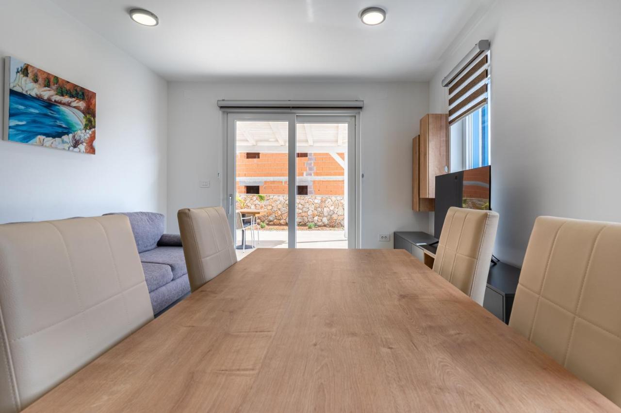Blue Sorbeto Apartment Крес Екстериор снимка