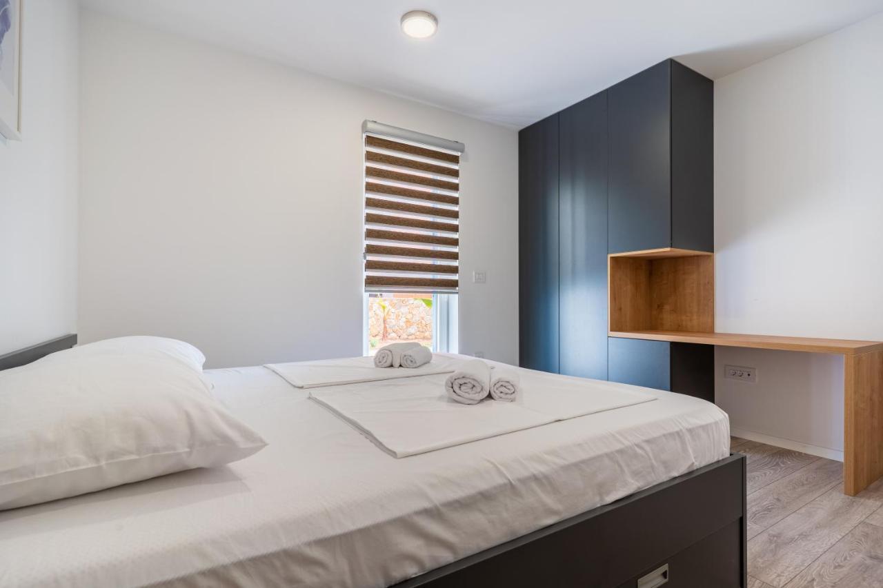 Blue Sorbeto Apartment Крес Екстериор снимка